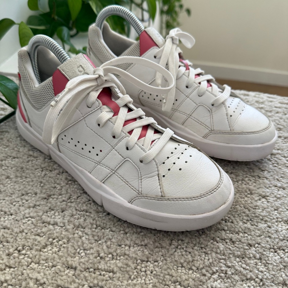 ON RUNNING THE‎ ROGER CLUBHOUSE SNEAKERS ROSEWOOD SAMPLE Women 7.5 LEATHER WHITE - Picture 2 of 12